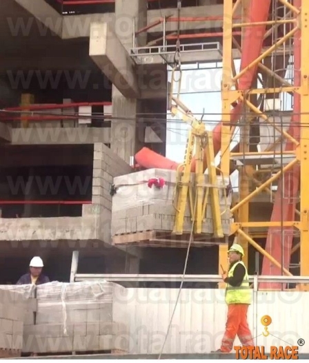Echipamente de ridicare si manevrare paleti de caramida , BCA - 3